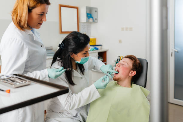 Best Weekend Emergency Dentist in Sauk City, WI